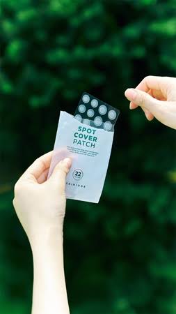 PRESALE - SKIN1004 - Madagascar Centella Tea-Trica Spot Cover Patch - 22 Stk