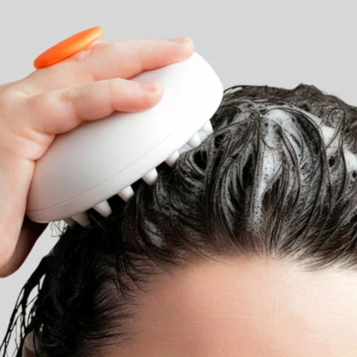 Lilyeve – TURN Dual Gua Sha & Shampoo Brush